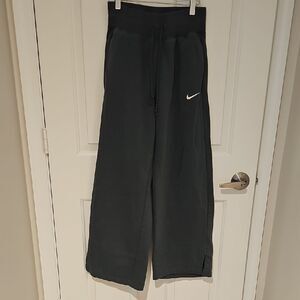 Nike Kids Black Sweatpants